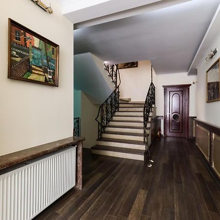 Aeetes Palace Kutaisi Bagian luar foto